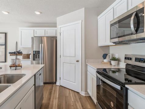2364 Pleasant Avenue Shakopee MN 55379