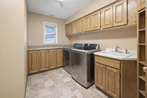 8992 Hidden Meadow Road Woodbury MN 55125