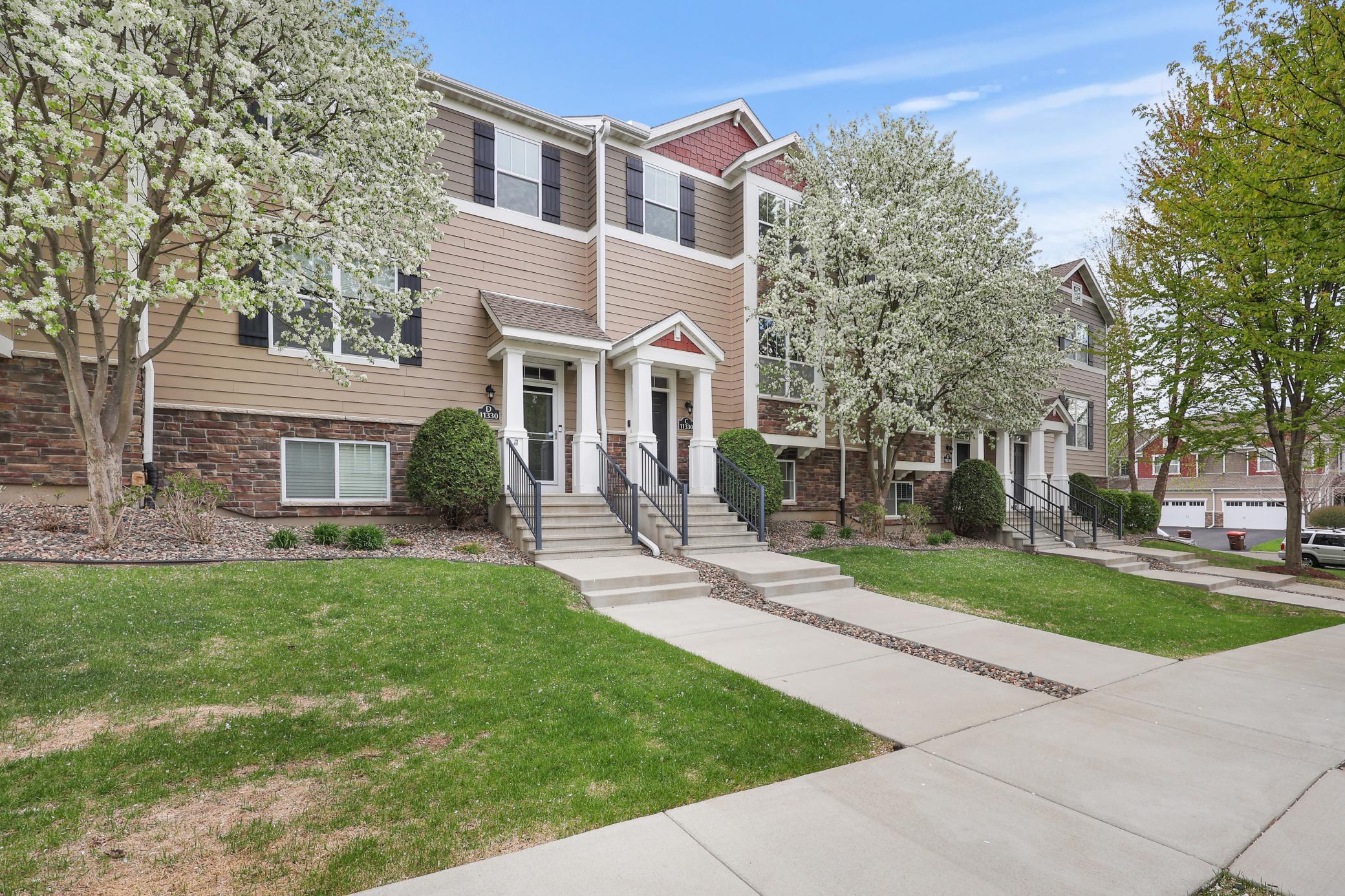 11330 Sandcastle Drive Woodbury MN 55129