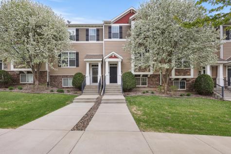 11330 Sandcastle Drive Woodbury MN 55129