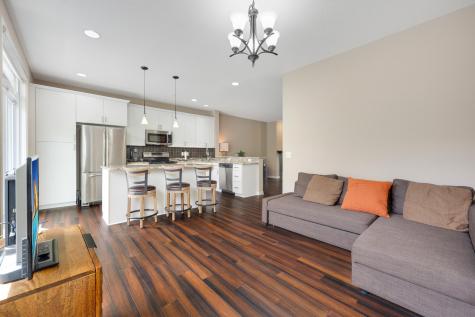 11330 Sandcastle Drive Woodbury MN 55129
