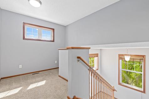 1802 Colonial Lane Chanhassen MN 55317