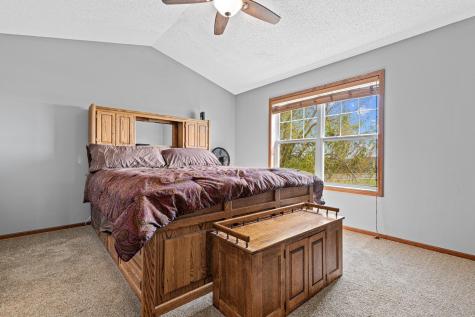 1802 Colonial Lane Chanhassen MN 55317