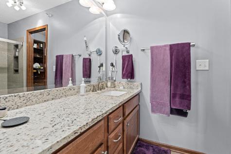 1802 Colonial Lane Chanhassen MN 55317