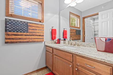 1802 Colonial Lane Chanhassen MN 55317