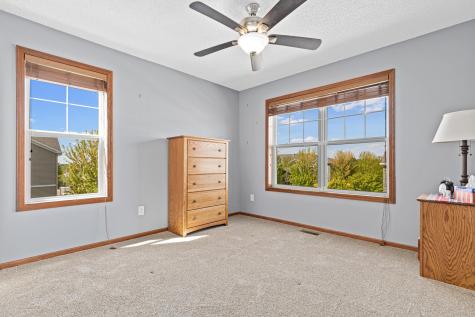 1802 Colonial Lane Chanhassen MN 55317