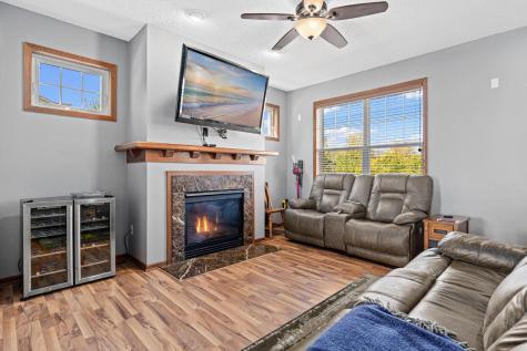 1802 Colonial Lane Chanhassen MN 55317