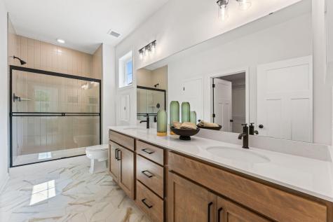 8208 Haywood Drive Lino Lakes MN 55014