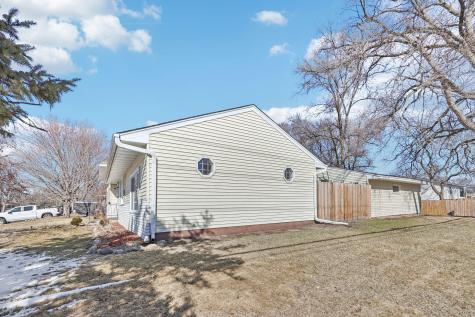 7700 Sierra Parkway Brooklyn Park MN 55444