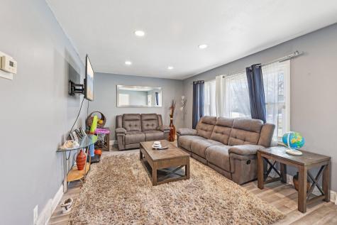 7700 Sierra Parkway Brooklyn Park MN 55444