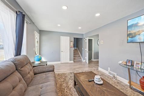 7700 Sierra Parkway Brooklyn Park MN 55444