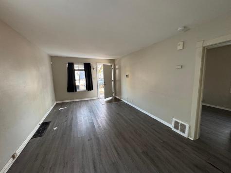 633 Parkway Drive Saint Paul MN 55106