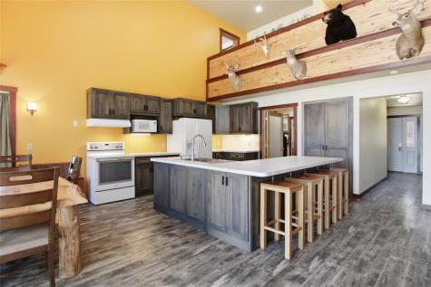 W8895 North Lake Road Greenwood WI 54437