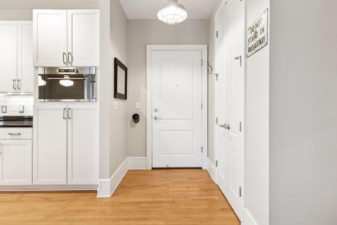 300 Wall Street Saint Paul MN 55101
