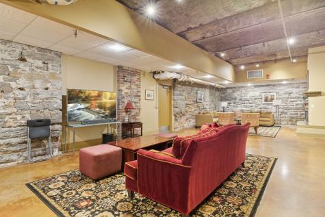 300 Wall Street Saint Paul MN 55101