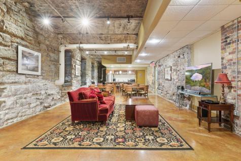 300 Wall Street Saint Paul MN 55101
