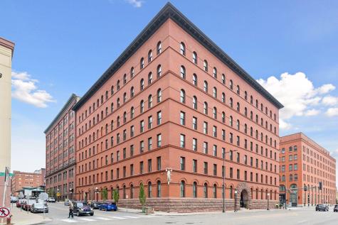 300 Wall Street Saint Paul MN 55101
