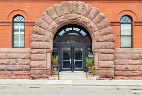 300 Wall Street Saint Paul MN 55101