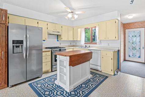 6705 327th Lane NW Princeton MN 55371