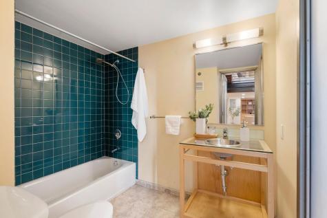 801 Washington Avenue N Minneapolis MN 55401
