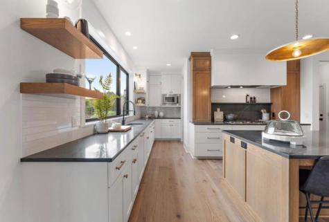 9201 Timberland Trail Eden Prairie MN 55347