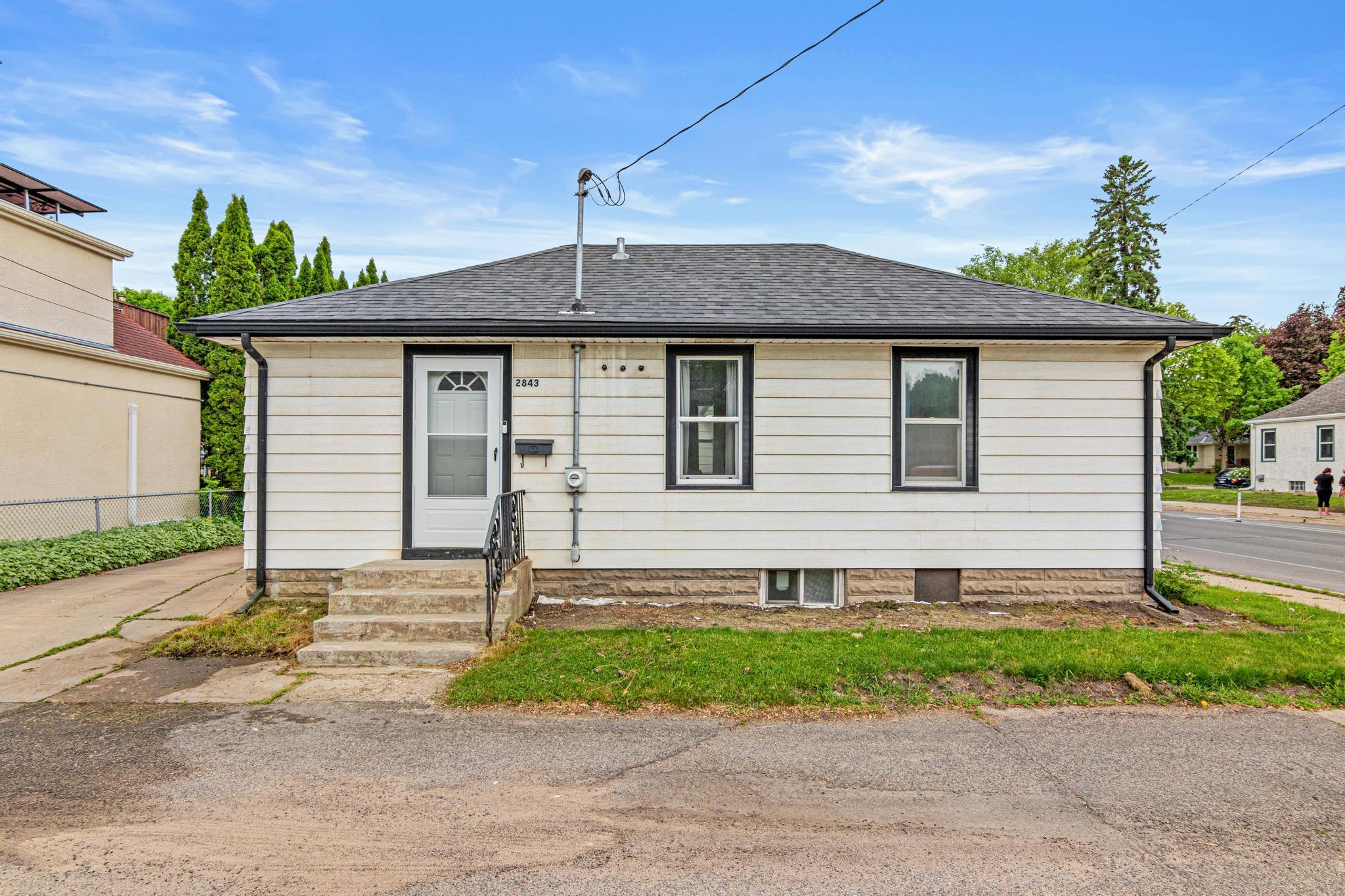 2843 Mckinley Street NE Minneapolis MN 55418