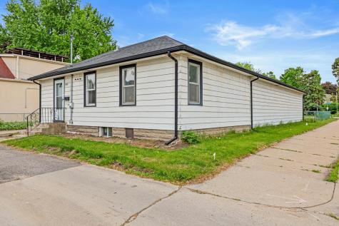 2843 Mckinley Street NE Minneapolis MN 55418