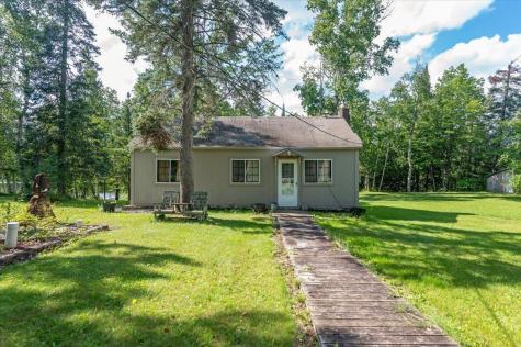 8977 Austin Road Alborn MN 55702