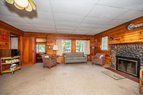 8977 Austin Road Alborn MN 55702