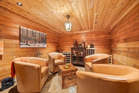 446 Main Street S Hutchinson MN 55350