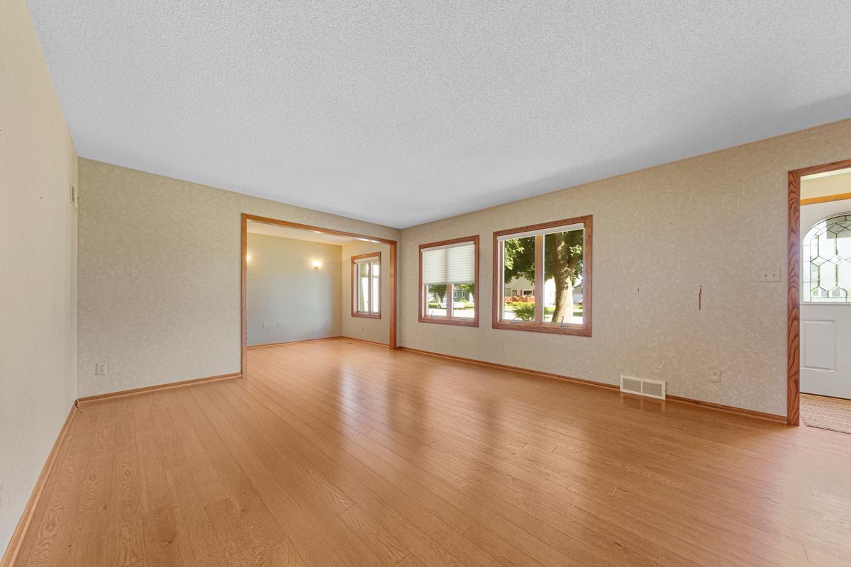 1502 4th Avenue SW Austin MN 55912