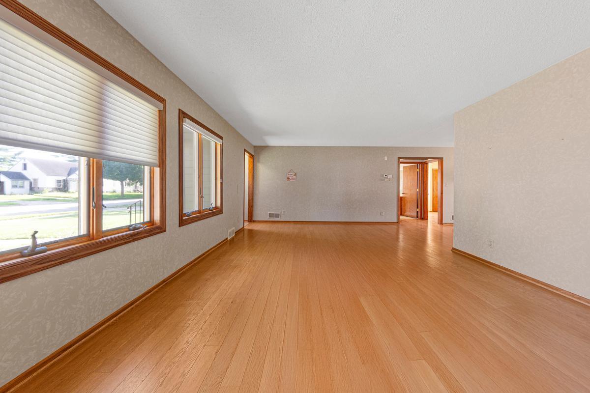 1502 4th Avenue SW Austin MN 55912