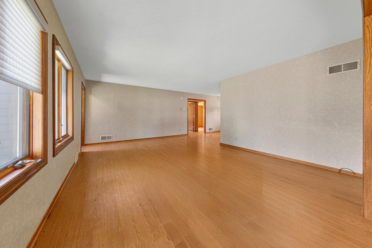 1502 4th Avenue SW Austin MN 55912