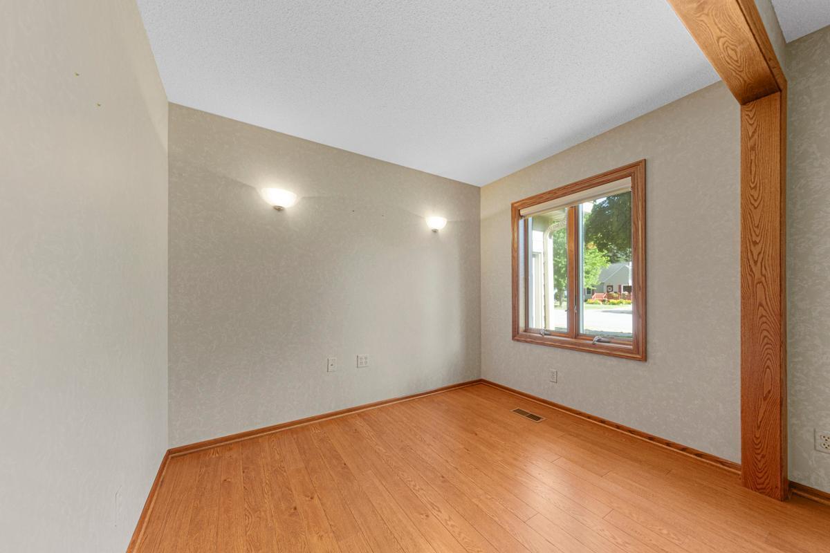 1502 4th Avenue SW Austin MN 55912