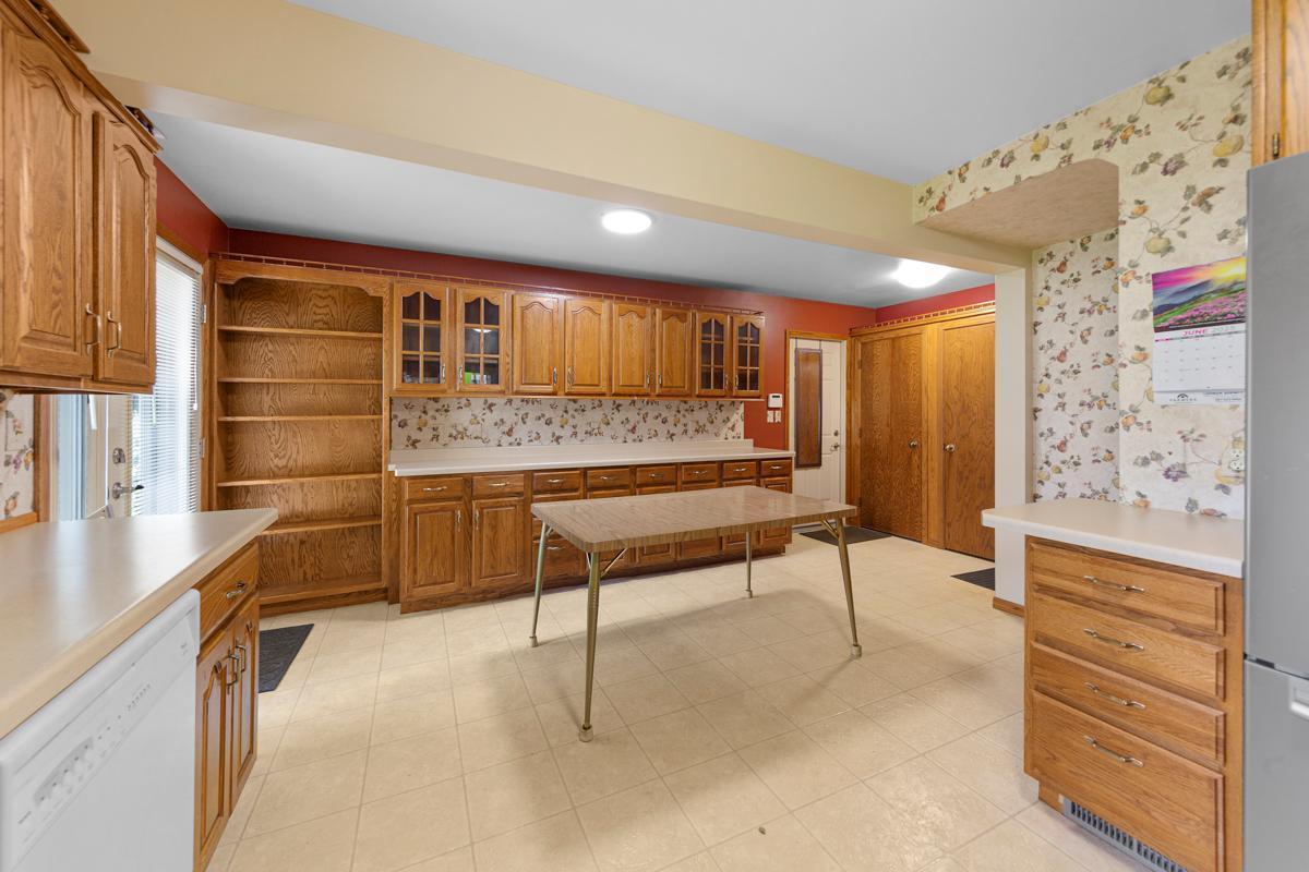 1502 4th Avenue SW Austin MN 55912