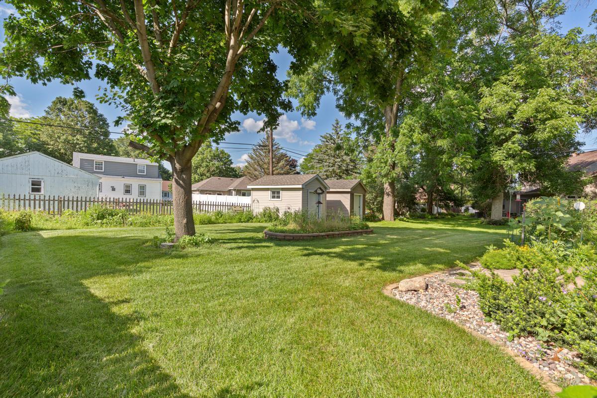 1502 4th Avenue SW Austin MN 55912