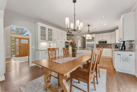 10299 Bucks Way Eden Prairie MN 55347