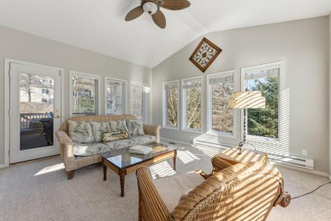 10299 Bucks Way Eden Prairie MN 55347