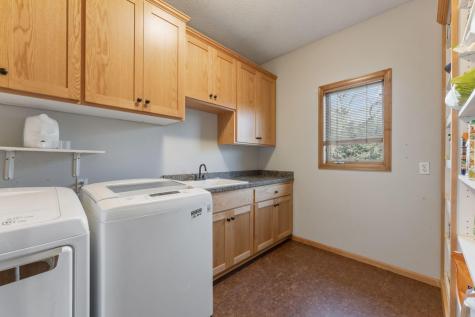 10299 Bucks Way Eden Prairie MN 55347