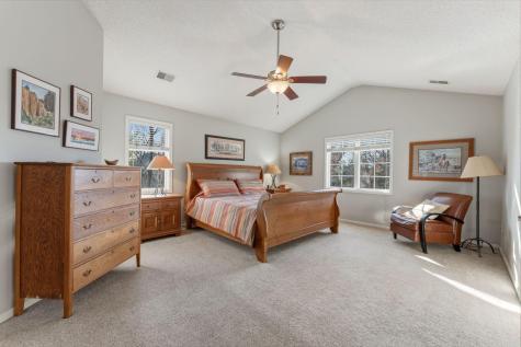 10299 Bucks Way Eden Prairie MN 55347