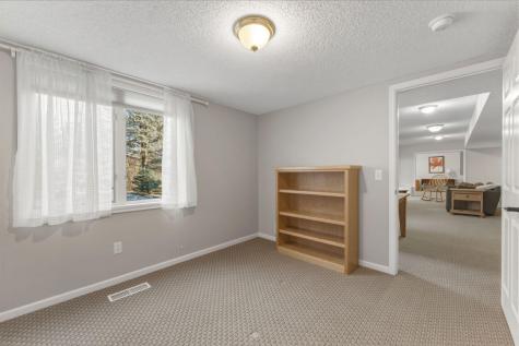 10299 Bucks Way Eden Prairie MN 55347