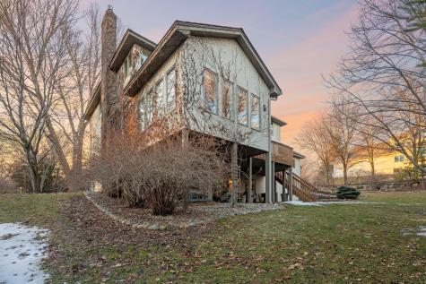 10299 Bucks Way Eden Prairie MN 55347