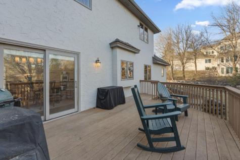 10299 Bucks Way Eden Prairie MN 55347