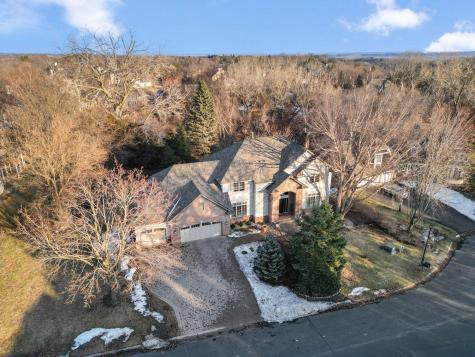 10299 Bucks Way Eden Prairie MN 55347