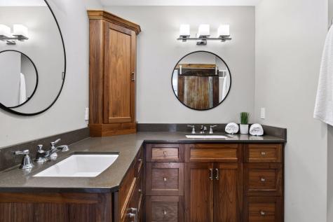 6220 Barberry Circle Excelsior MN 55331