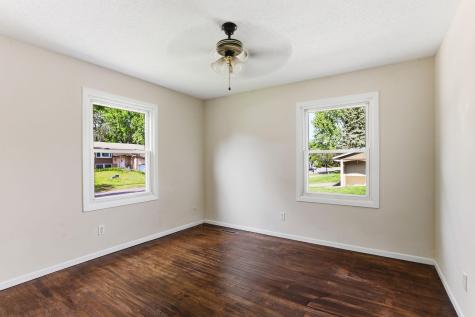 5120 148th Path W Apple Valley MN 55124