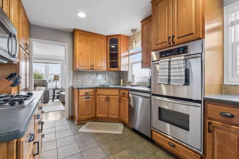 1963 Yorkshire Court Saint Paul MN 55116
