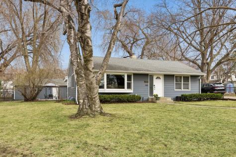 1963 Yorkshire Court Saint Paul MN 55116