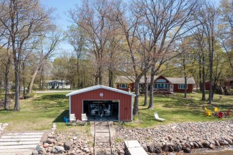 42491 Vista Road Isle MN 56342