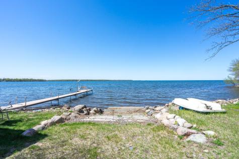 42491 Vista Road Isle MN 56342